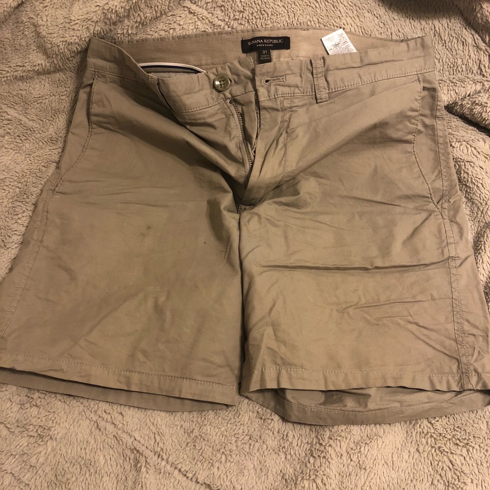 Banana Republic Aiden Short 31 waist, gray